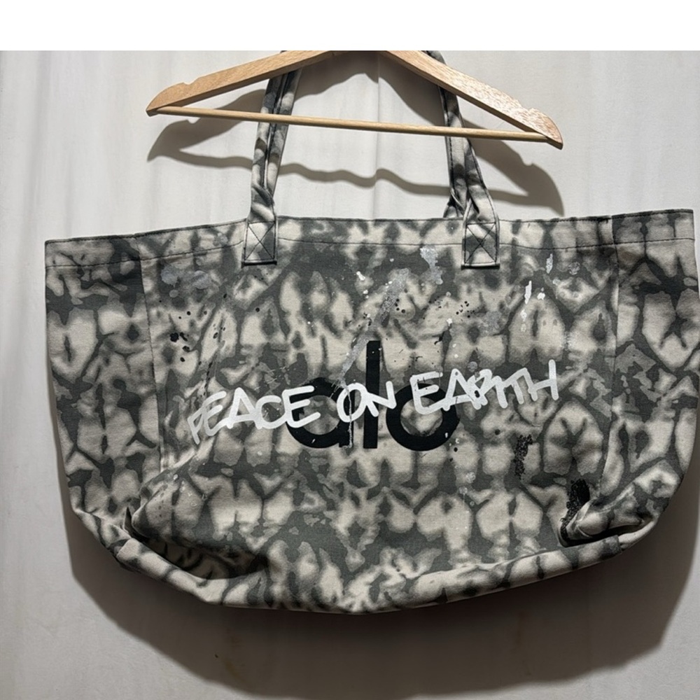 Peace On Earth Gray Tote Bag